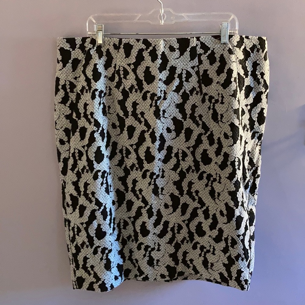 Lane Bryant pencil skirt size 18